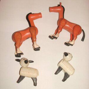 Set of 4 Fisher Price Vintage Little People Farm Animals Two Horses & Two Sheep